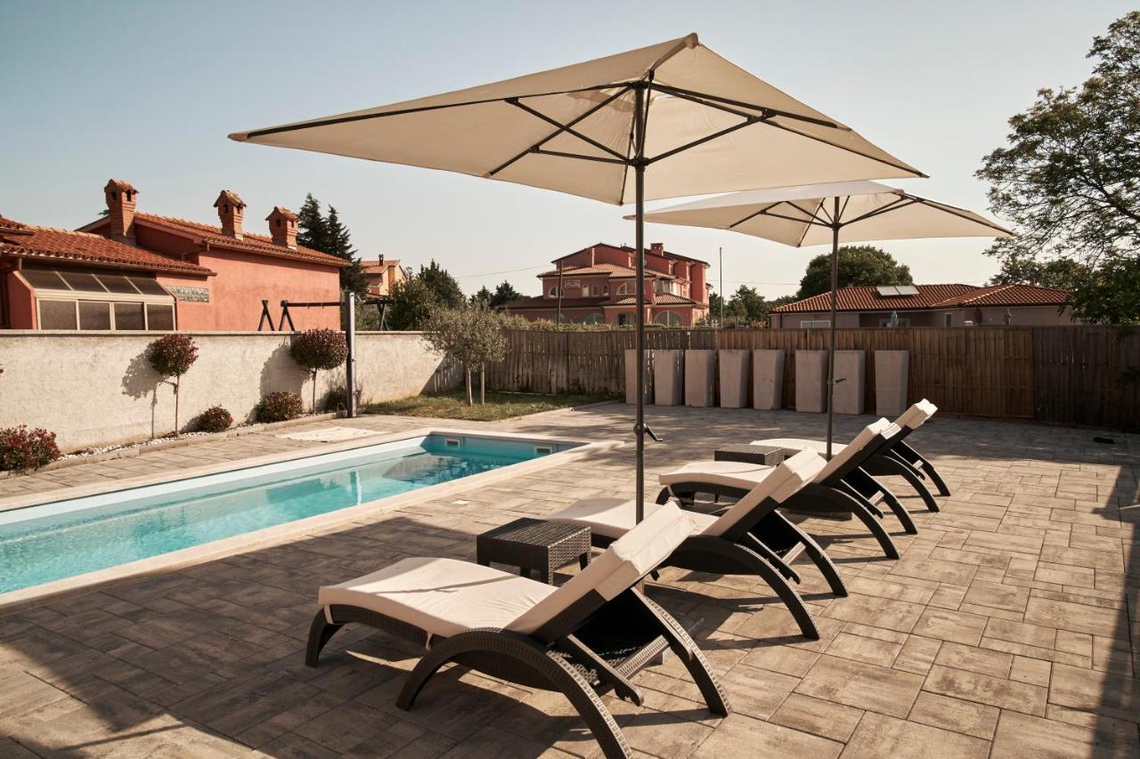 Villa Haus Mila Pavicini Exterior foto